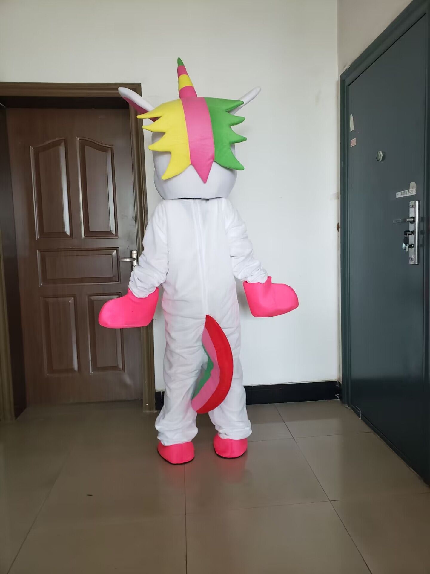 Adult Unicorn Mascot Costume C - Cosplay Prop Business recensione e prezzo