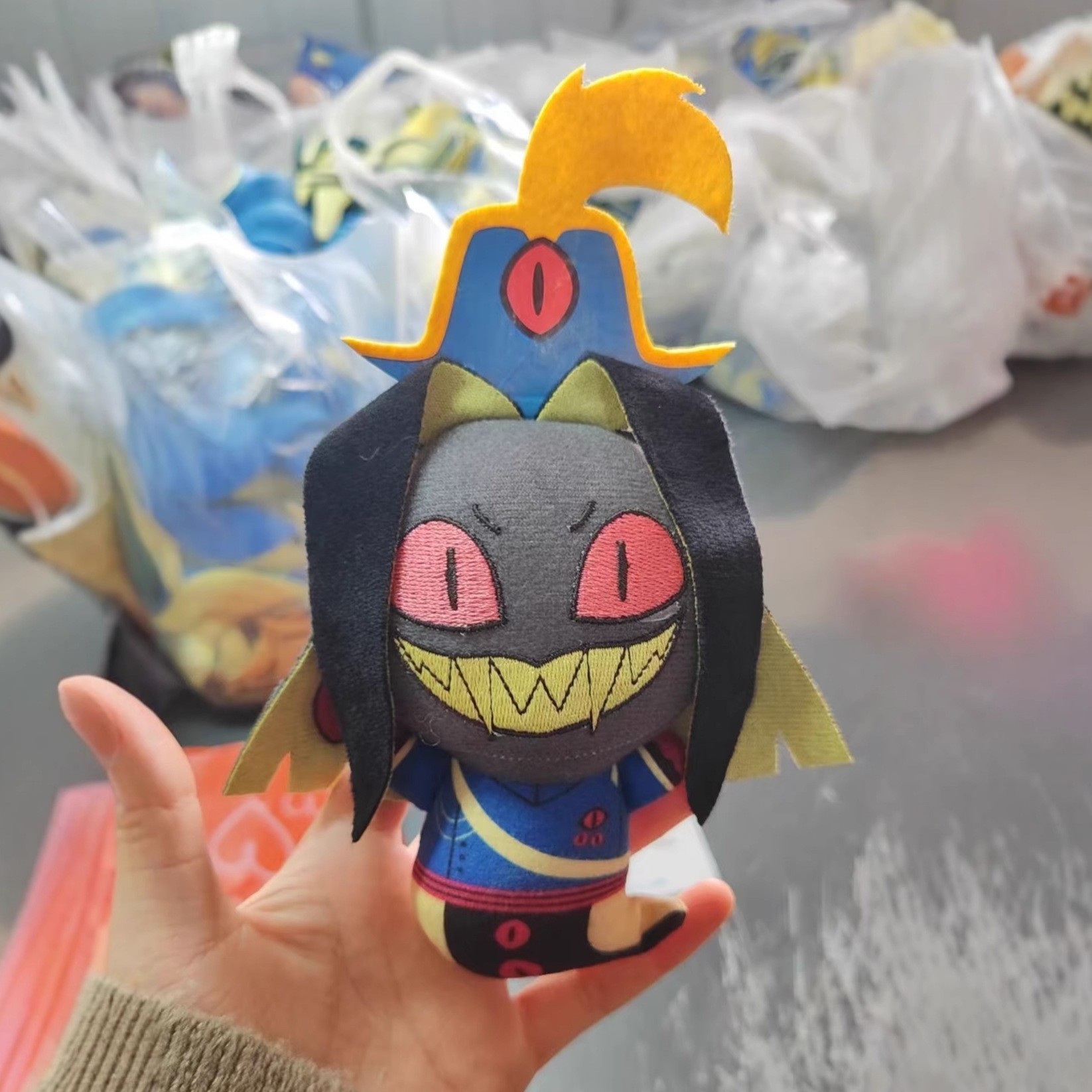 10cm Hazbined Sir Pentious Plu - Cosplay Plushie Prop recensione e prezzo