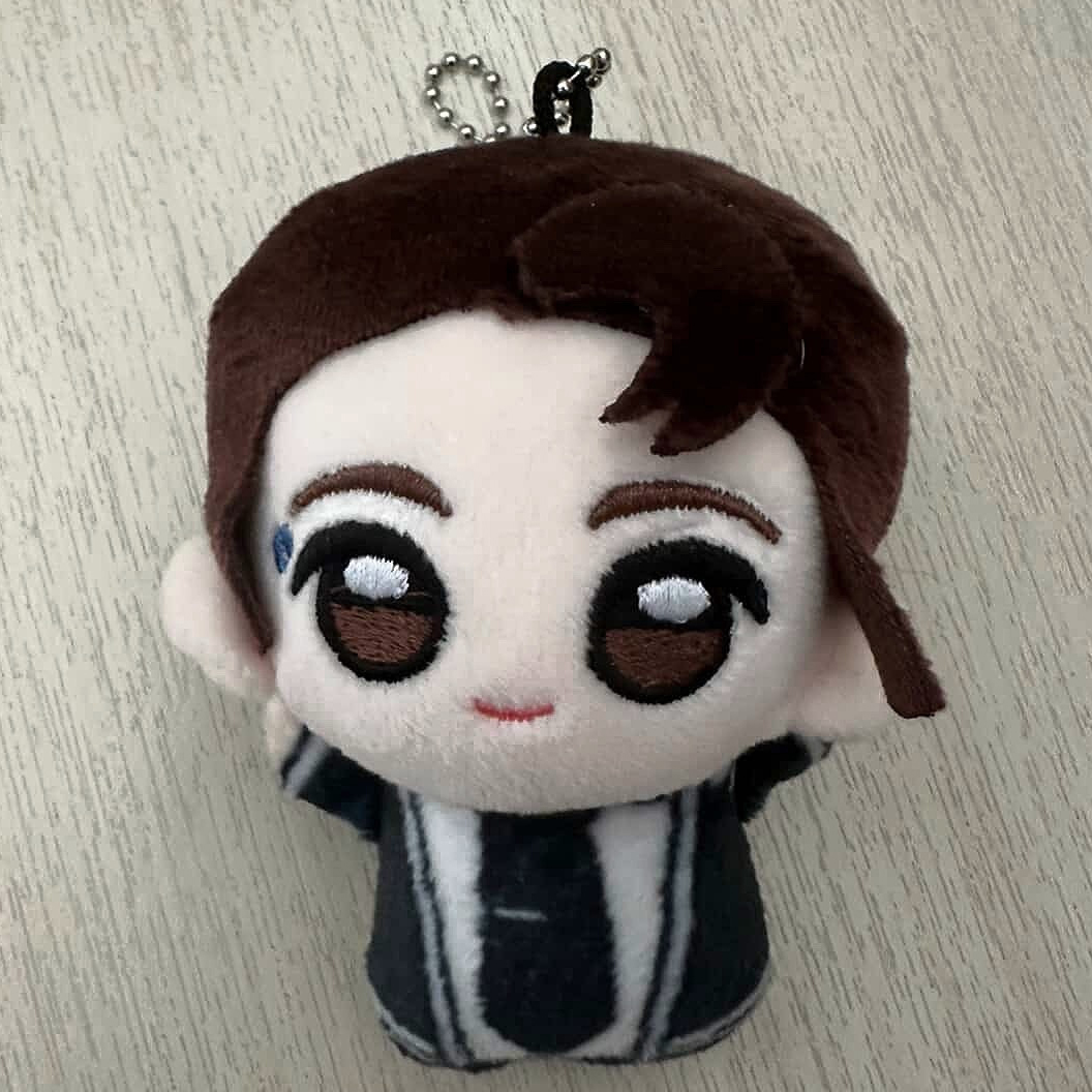 10CM Detroit Become Human Plus - Cosplay Plushie Prop recensione e prezzo
