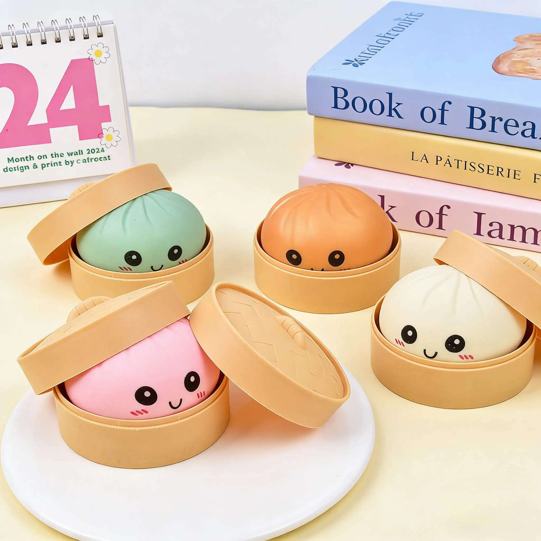 Glitter Dumpling Squishy with  - Cosplay Fireball Prop recensione e prezzo