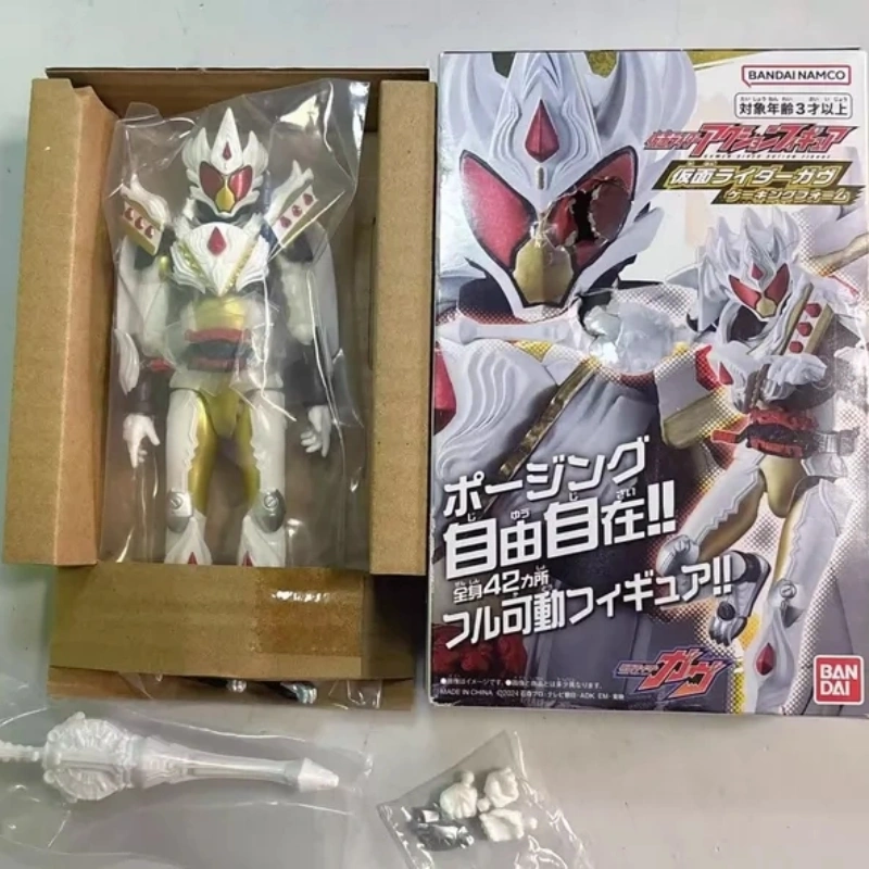Bandai Kamen Rider Geats Magnu - Cosplay Prop Building recensione e prezzo