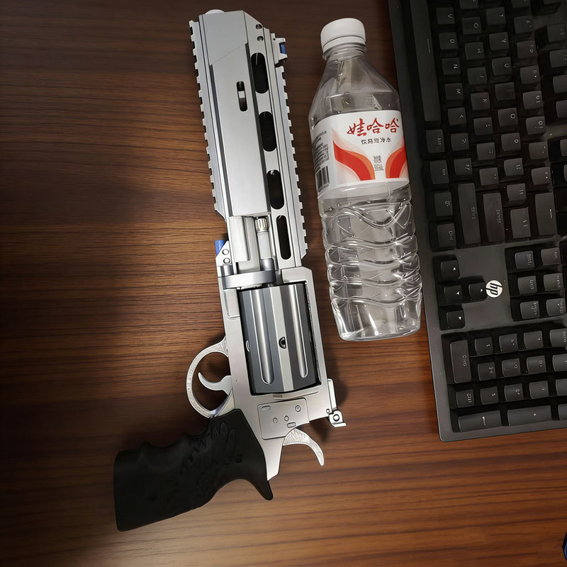 Resident Evil Requiem Leon Sco - Cosplay Prop Pistol recensione e prezzo
